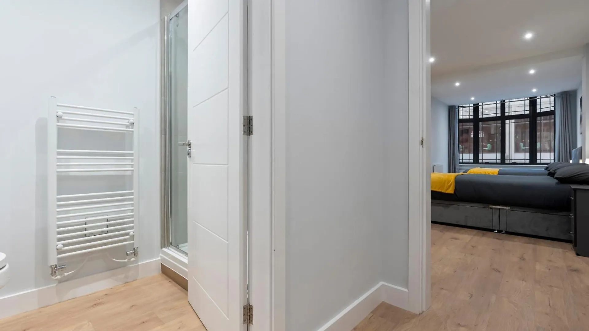 Anna'S Central Stay Nottingham Apartment